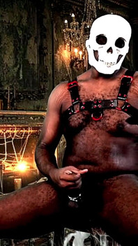 Gooning au manoir hanté - un énorme jock pulpeux à la et prêt à sucer une éjac énorme