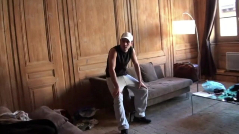 Sneaker gay: Sneaker slut submissed by his straigth friendf who like fetish
