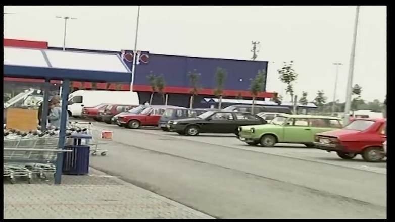 Muschi movie official: यौन अपराधों का संदेह