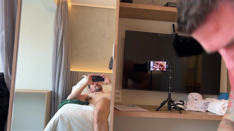 Anton Brazil: Twee Italianen-Brazilianen die genadeloos in bed slaan