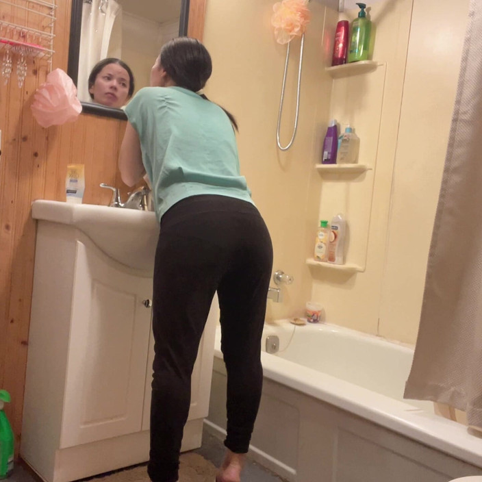 sweethanajapanese: Hana Clean Her Face Then Nake in the End