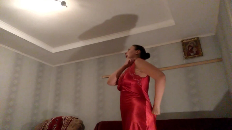 Sexy Milf: Величезна сеча вночі!!