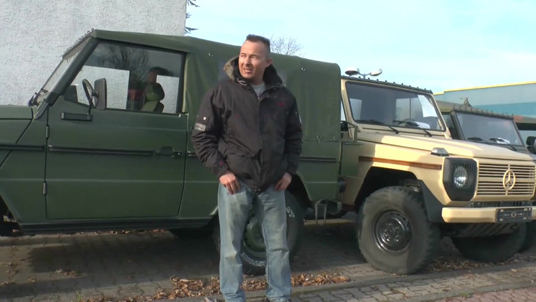 German amateur - 100% German hardcore videos: Potetovaná dračice s velkými prsy dostane provrtanou kundičku tvrdým ptákem