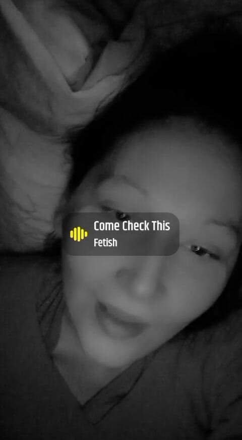 Dominatrix Redsonyja: Несколько дней я сделаю большое живое порно с моими друзьями, будет лизание киски, трение сосков, сосок