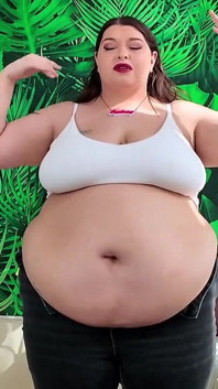 Influencer's Fat Freak-out