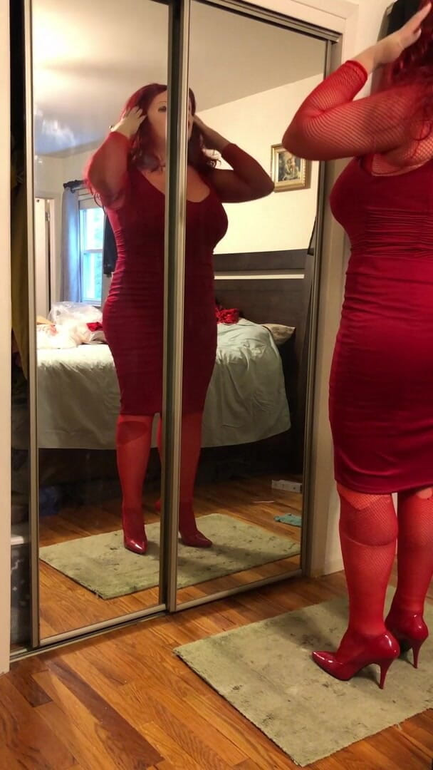 Deanna Doll: Deanna CD娃娃脱衣服 - 第1部分