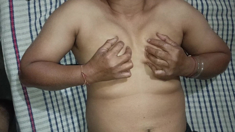 MHM: "Skutečná manželka škádlí sama sebe a mačká její prsa - slow passion"