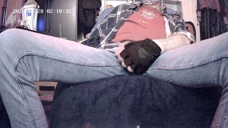 JeansdadXL: Nevlastní džíny se expandují s bradavkami