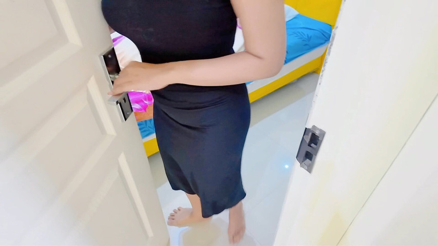 Renting Out a Wife to a Friend for Debt (Bintang hyper) Renting Out a Wife to a Friend for Debt (Bintang hyper)