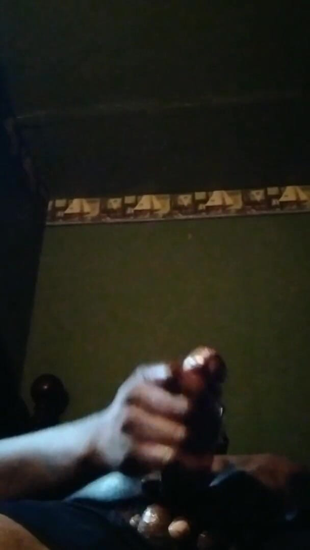 Dewon1981: Bbc solo onani med cumshot