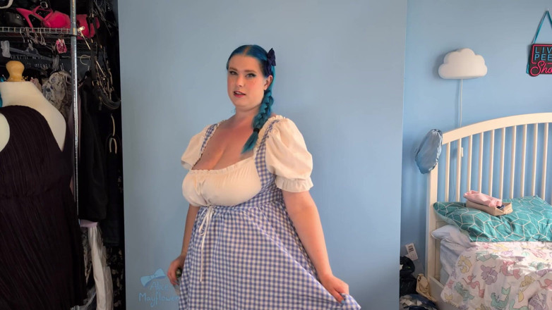 Alice_Mayflower_Scottish: Bir hucow'a dönüşüyor ve boşalmak için yalvarıyor - solo kız