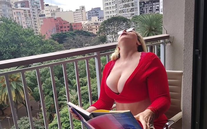 Tiffany Montavani: Olgun tarafından nasıl sikişilir öğretti, testi geçti