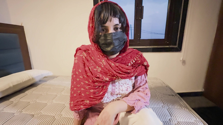 wildDesipair: Mucama india y dueño tuvieron sexo