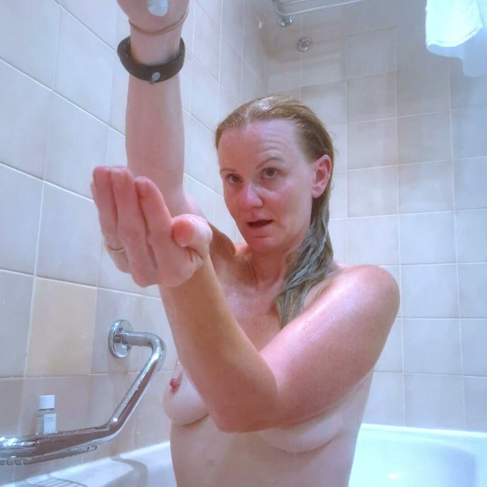 steffigeil: Time to Hop in the Bathtub and Get Ready for...