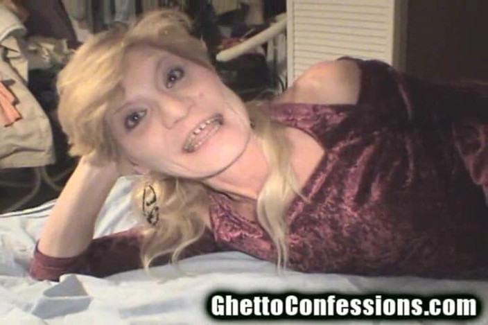 Ghetto Confessions: ゲットーおばあちゃんモンスター花嫁のディックしゃぶりオタクグレムリン!