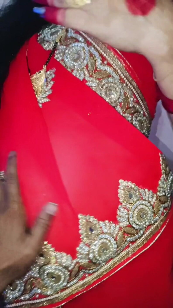 Sunshine143: Горячий трах красной Сари бхабхи, уровень 1