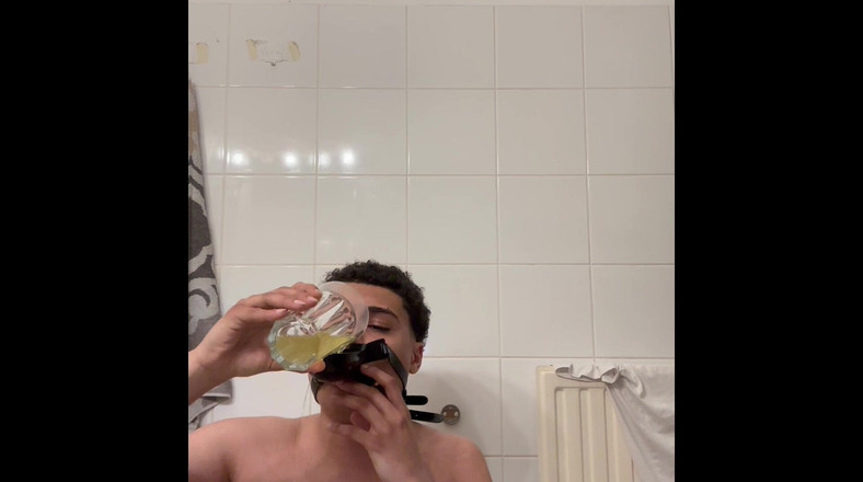 Leroy Schoeller: Leroy Schoeller Jego własne sikanie