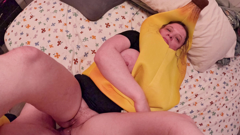 Erin Electra: Mit Stiefmutter an Halloween