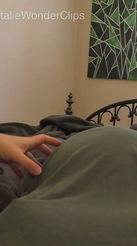 Waking up as a very pregnant and very horny woman