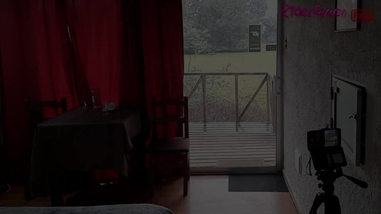 Riderqueen: 大屁股胖熟女，慢动作粉丝