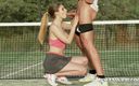 Private.com: Stella Cox decide di passare il tennis per il sesso...