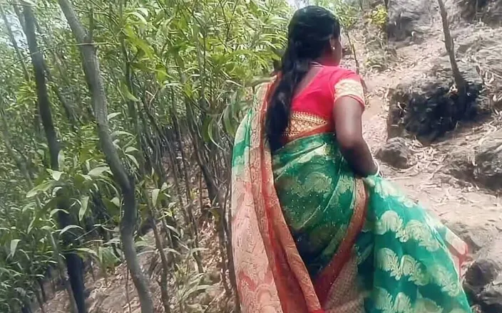 Somausha: A Village Chitting Wife Fucking with a College Student in...