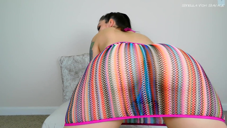 Stella Von Savage: Rainbow arruina seu orgasmo com