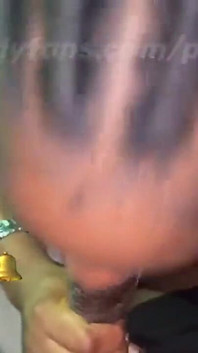 Hon vill suga min kuk för skojs skull