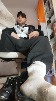 ダーティジャンクブロが尻を広げる