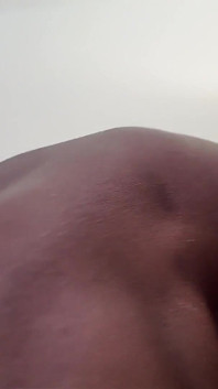 Sex în trei surprins în camera de hotel