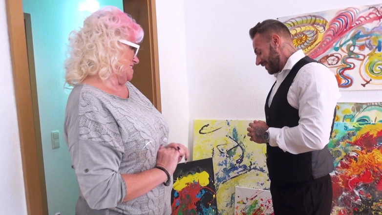 PureVicky66: The Horny German Granny Has Struck Again! She Gets Fisted...