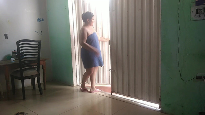 Adribella69: Přítel mého manžela přišel do mého domu a nakonec mě...