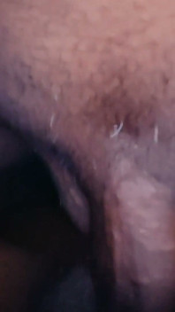 Tante seksi india sama cowok berotot - close up