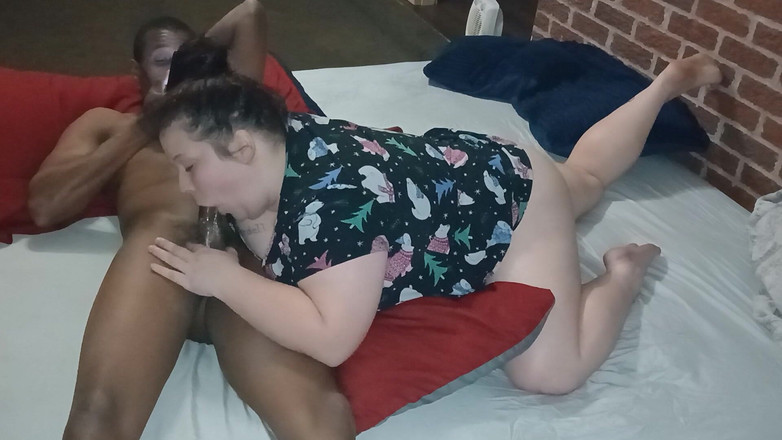 Sloppylynn: 飲み込み、もっと精液が欲しいと言っている