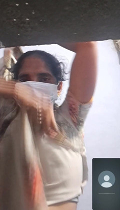 Jayaselvi: Tamilská vesnická tetička Plný nahý videohovor - Část -5 (se zvukem)