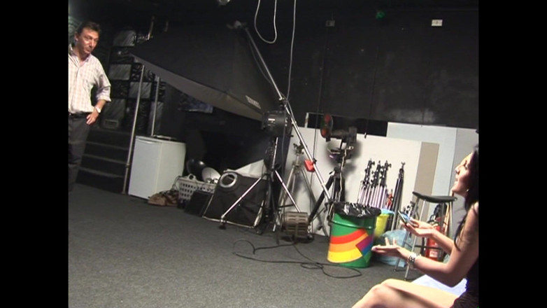 69 Italian District: Hora styvdotter och styvfar utnyttjar