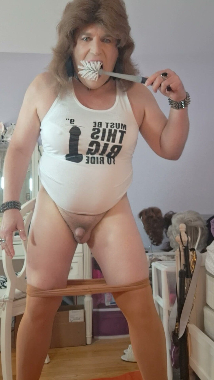 Victoria Lecherri: Dirty Toilet Bitch