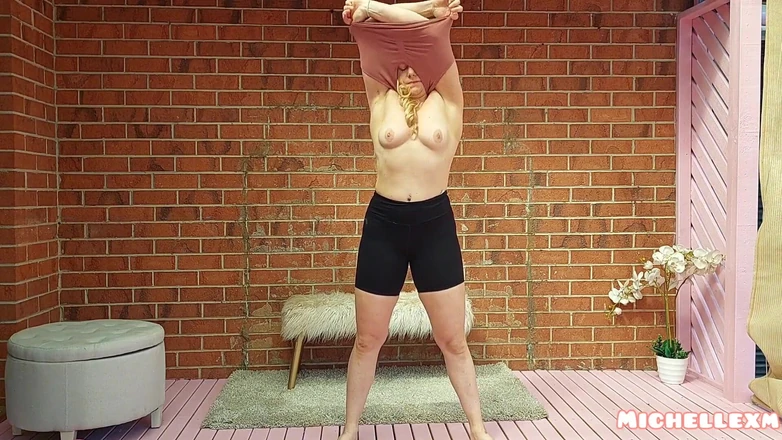 Michellexm: Velké kalhotky vyzkouší na haul s Wedgies Big Ass Natural...