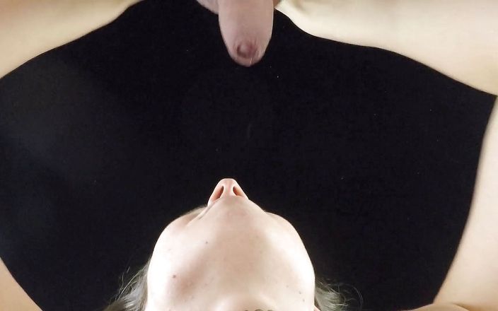 Anna &amp; Emmett Shpilman: Анна облизує мій анус і вставляє язик всередину