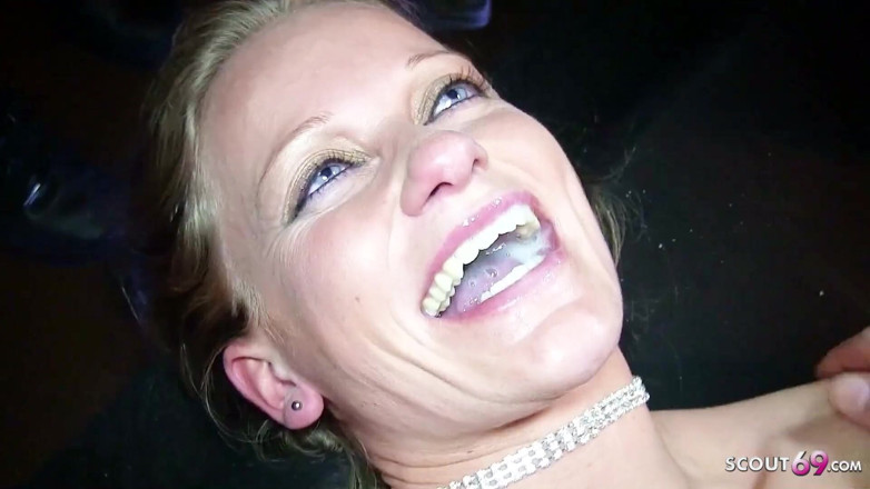 Full porn collection: 角質金髪スキニー十代のレイシーに野生のぶっかけパーティー