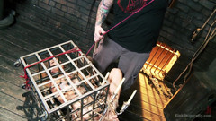 Kink University: Asymmetric bondage s svazováním šéfa