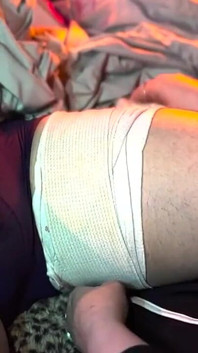 Doktor Için Sperm Örneği Topluyor