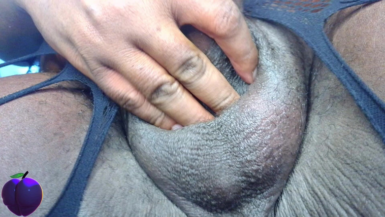 Shen hunk: Sudut pandangan pertama banci hitam duduk dan memancut mani pada...