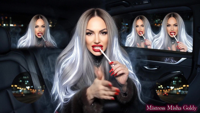 Goddess Misha Goldy: Ти маєш сидіти на моєму задньому сидінні