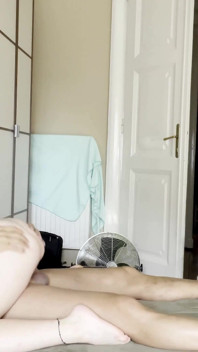 Spinner nakal Ellie Shoule berbogel di luar & pancut ke dalam pepek berbulunya - langsung tidak bermoral 4K