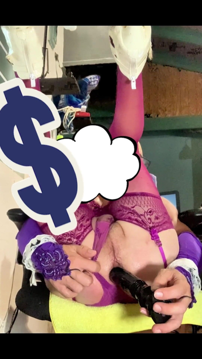 Benito414: चुदाई के साथ किन्नर खेलें