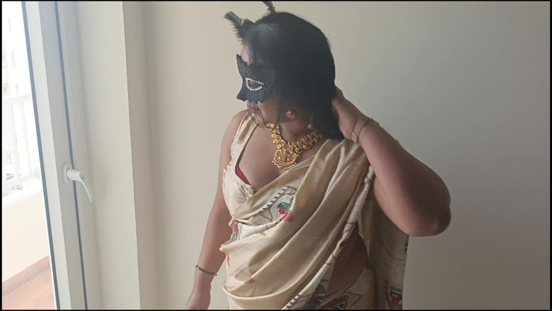 Spandana_Sweety: Spandana Sweety follada con inquilino