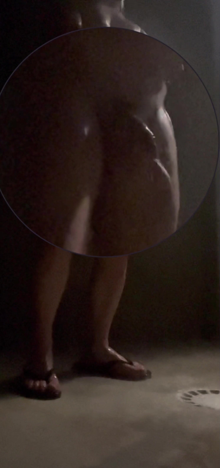 AmateurBoysPissing: Fångade en Twink's Nice Ass och och en kille som...