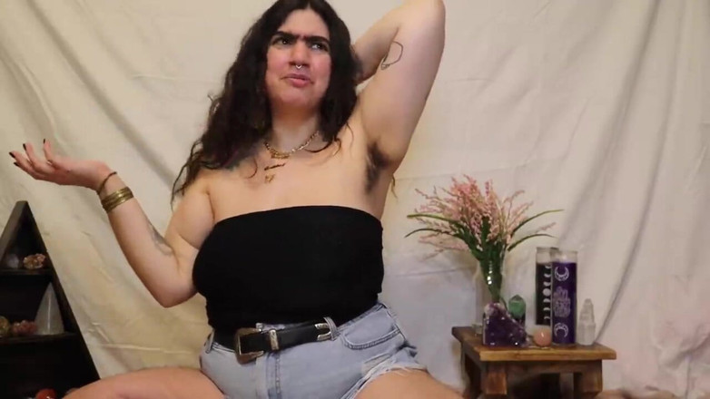 The Pits Project: Hairy goddess - Allie