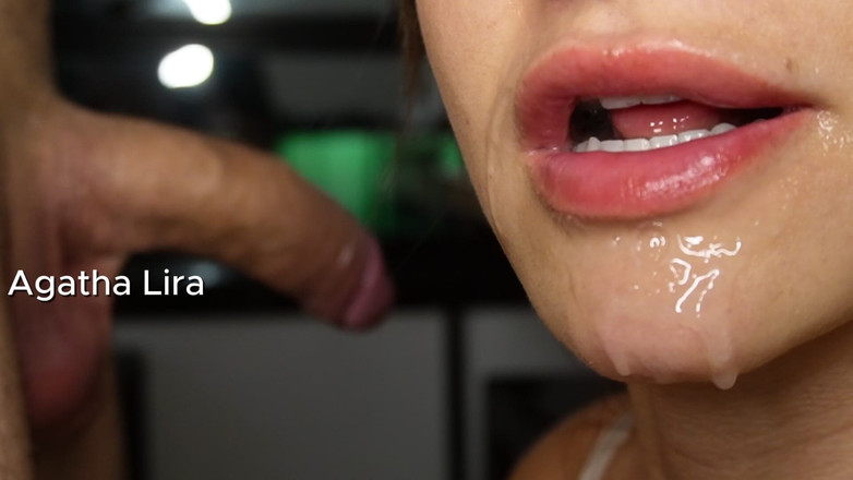 Agatha Lyra: Delicious Quickie with the Neighbor Nextdoor